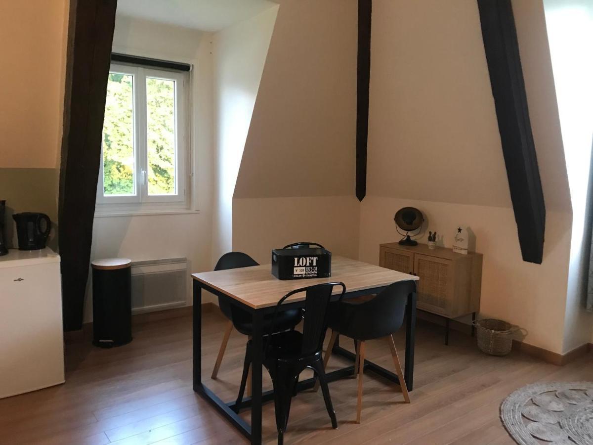 Gonneville-sur-Honfleur El Castillo, Aux Portes De Honfleur מראה חיצוני תמונה